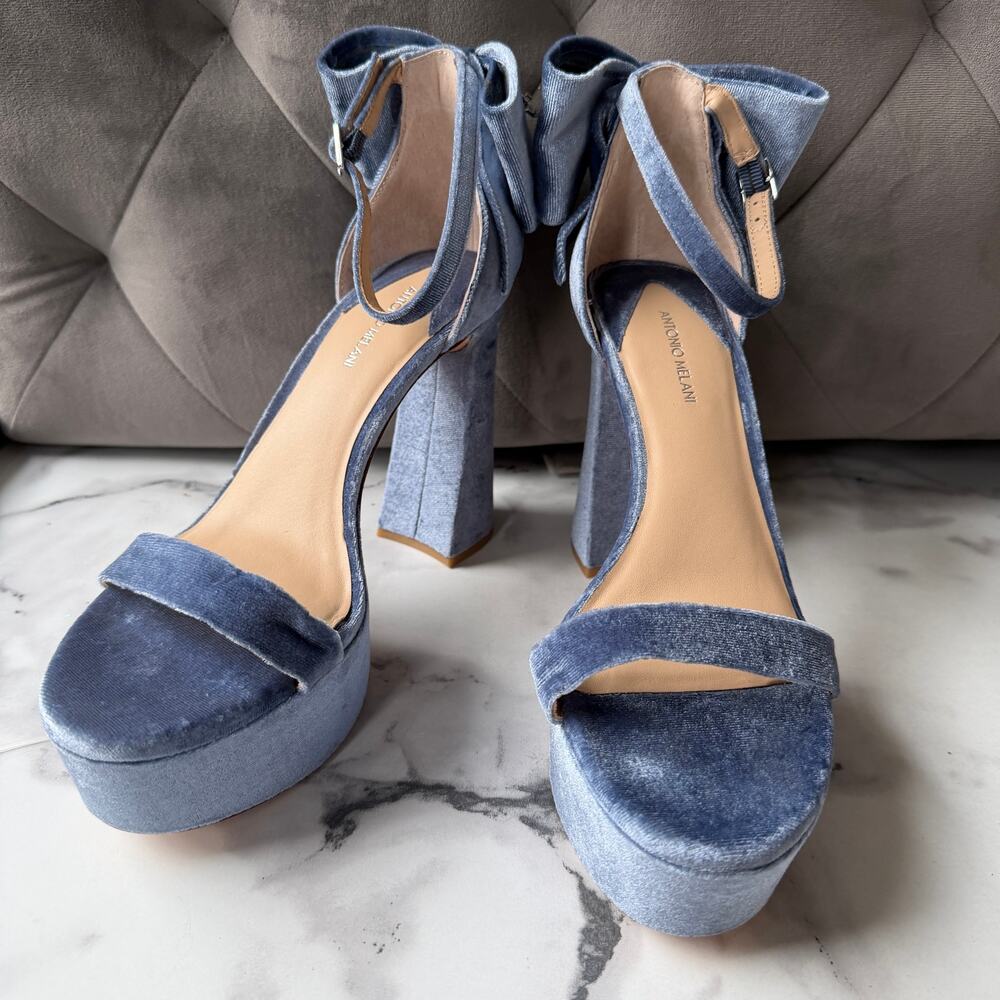 Antonio Melani Janie Blue Velvet Bow Back Platform Heels Size 9 - Picture 4 of 10